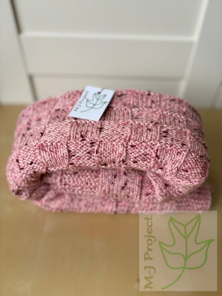 Handmade baby blanket pink